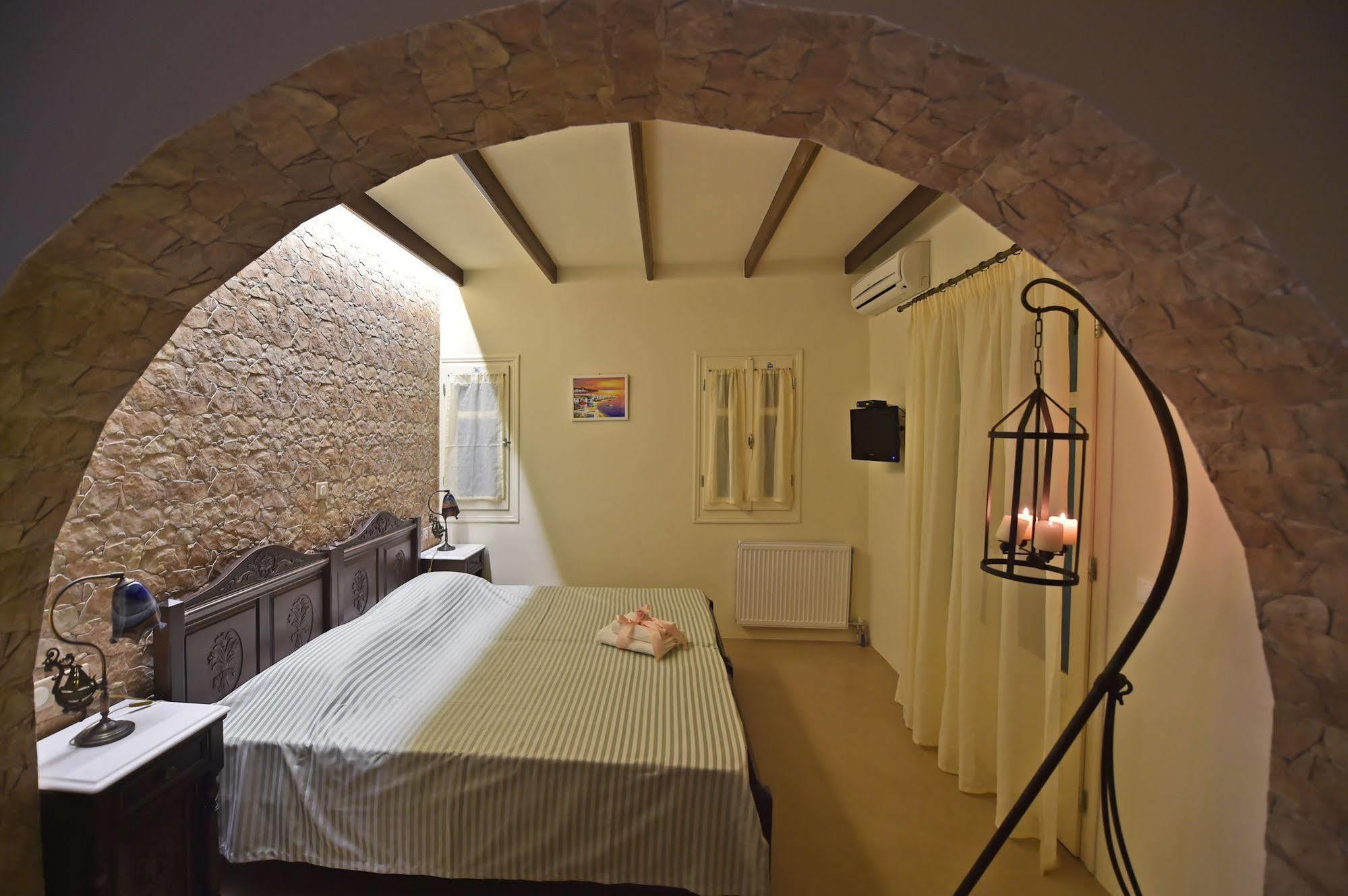 Hotel Tinos Aqua Palazzo Exterior foto